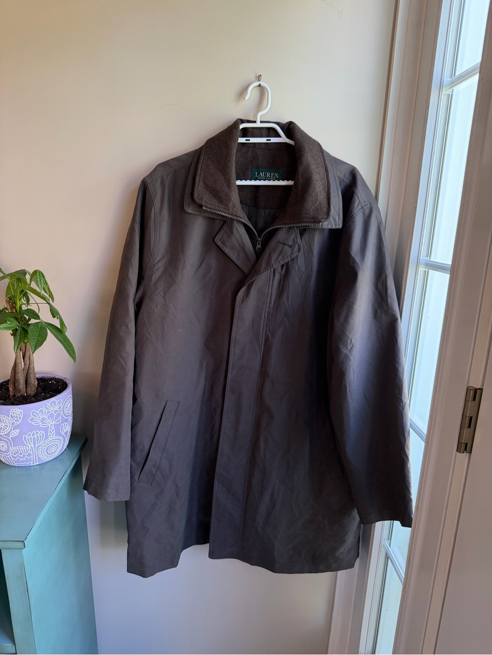 Ralph Lauren Dark Brown Trench Coat with Contrast Collar
